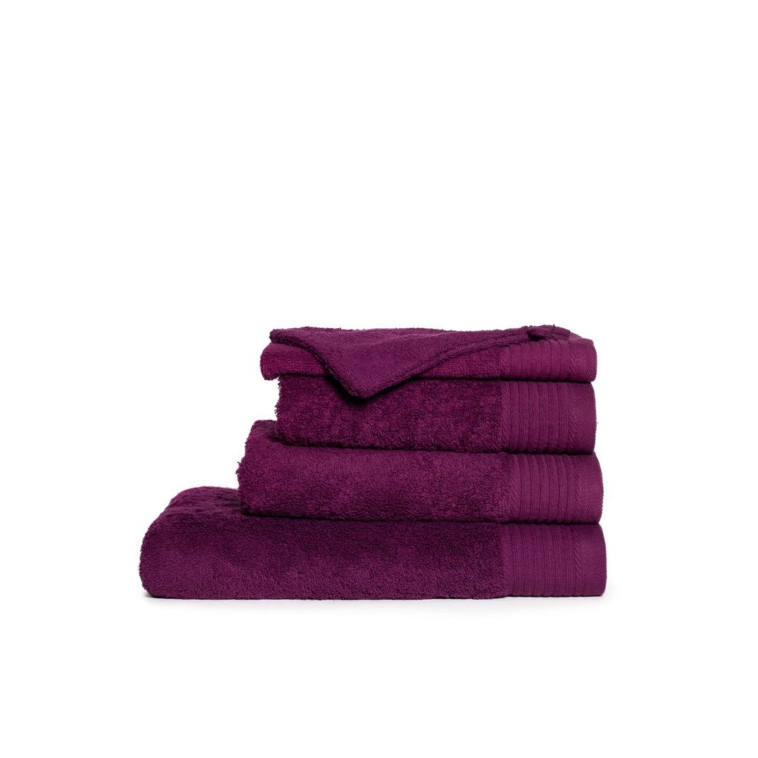 The One Badhanddoek Deluxe 70x140  550 gr Plum